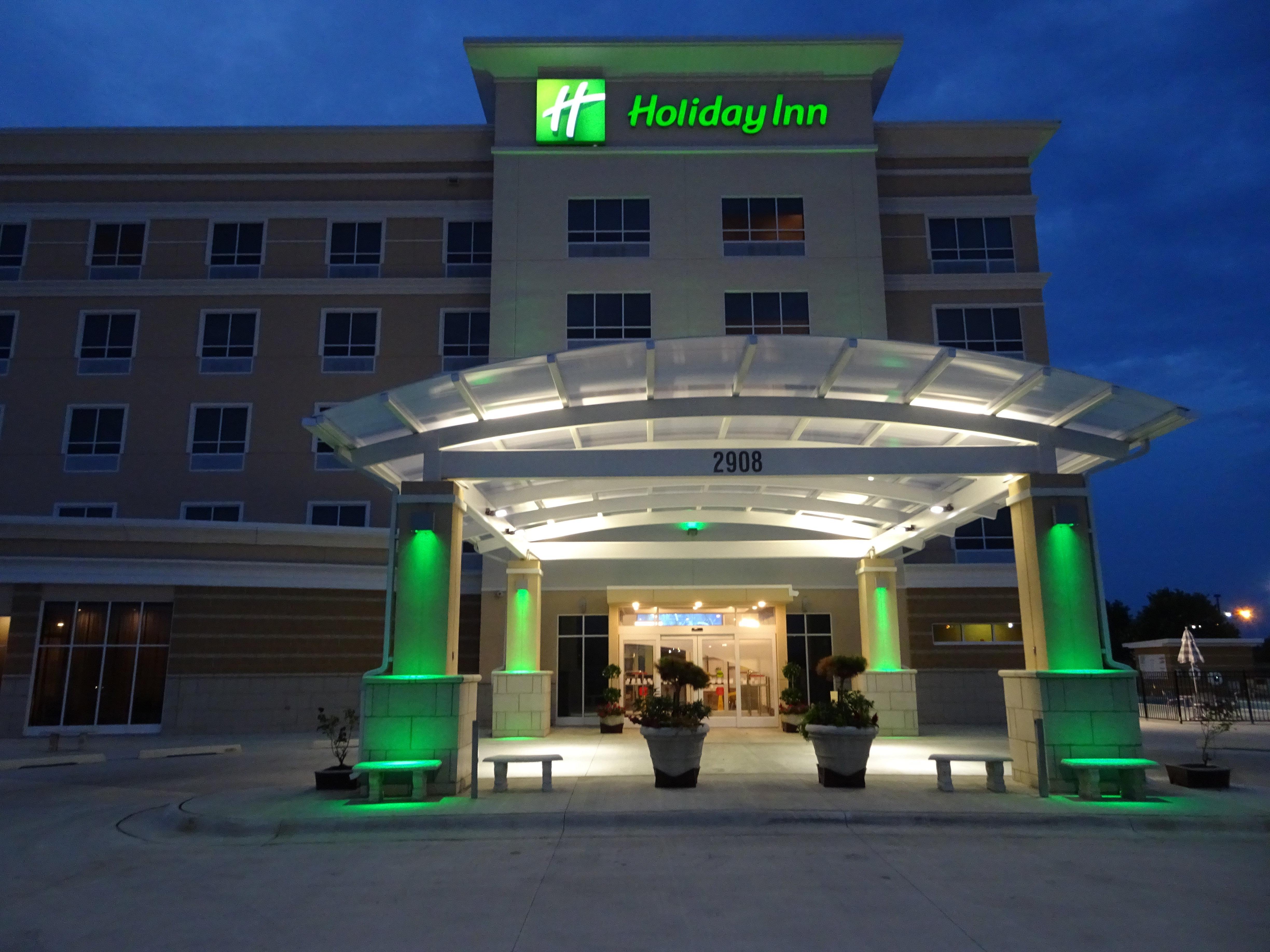 Holiday Inn - Jonesboro By Ihg Exterior photo